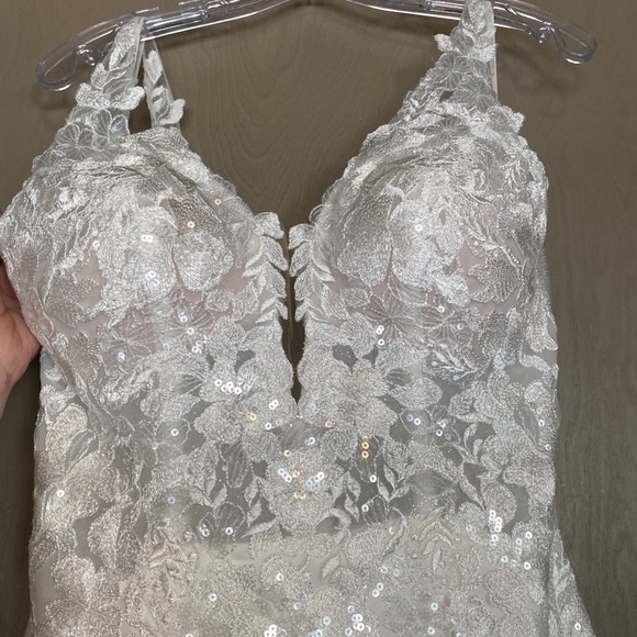 Wedding Dress - Stella York - Picture 5 of 10